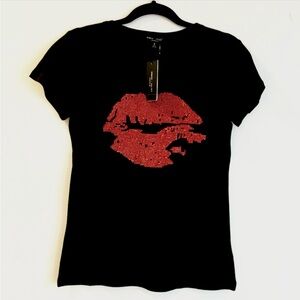 Sale Romeo and Juliet Couture Rhinestone Lips Tee